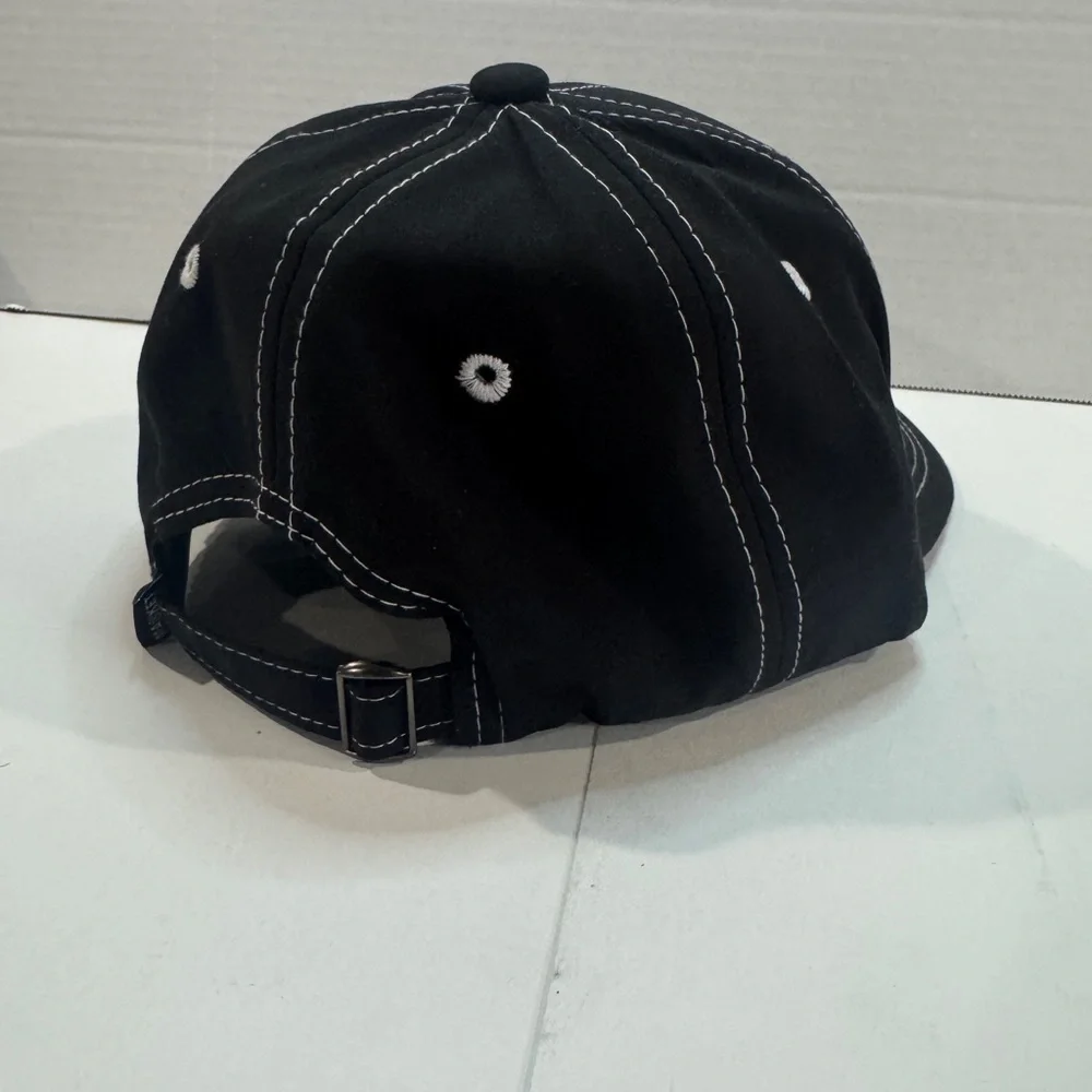 Market Contemporary Art Market NEW/No Tags adjustable hat.